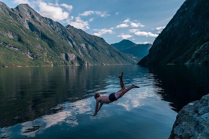 6 Day Fjord Kayaking Trip Norway - Day-by-Day: From Lunch on Day One to Finishing Back at Ålesund