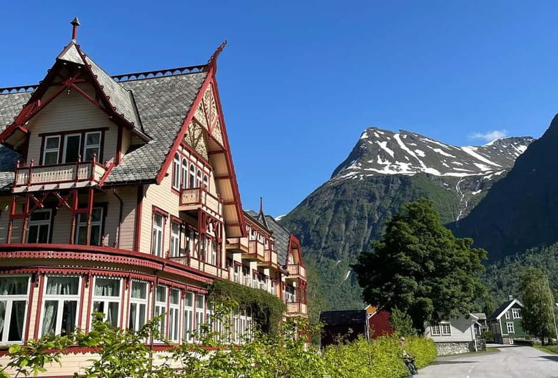 All About the Fjords, in one tour by bus & boat from Ålesund - Øye village at the heart of the fjord