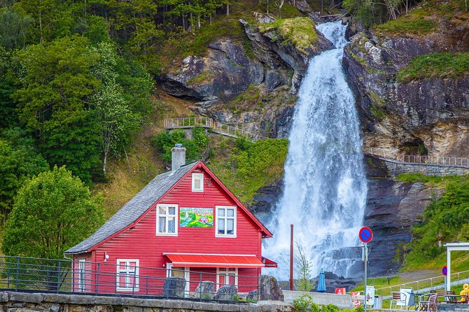AMAZING HARDANGER FJORD: Private guided round trip from Bergen, 10 hours - How This 10-Hour Hardanger Fjord Round Trip From Bergen Works