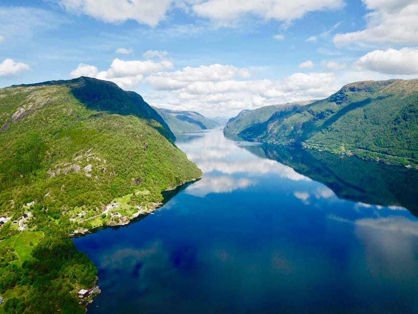 Bergen: Bergen Fjord by Zodiac or Pontoon Boat - Suits, weather, and comfort: avoid the hot-day mistake