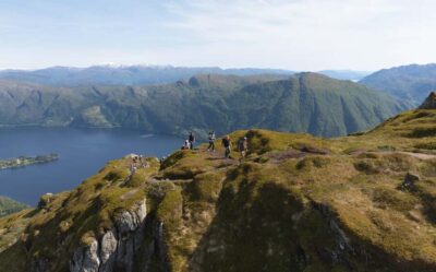 Bergen: Fjord Hiking - Public tour - Choosing the mountain: Hananipa, Bruviknipa, or Arnanipa