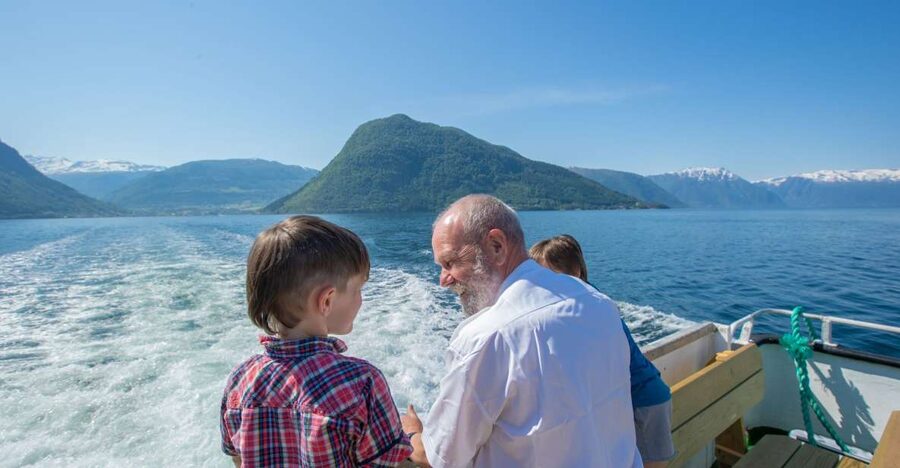 Bergen: Guided Fjord & Glacier Tour to Fjærland - Tvindefossen Waterfall Stop: Spray, Timing, and a Restroom