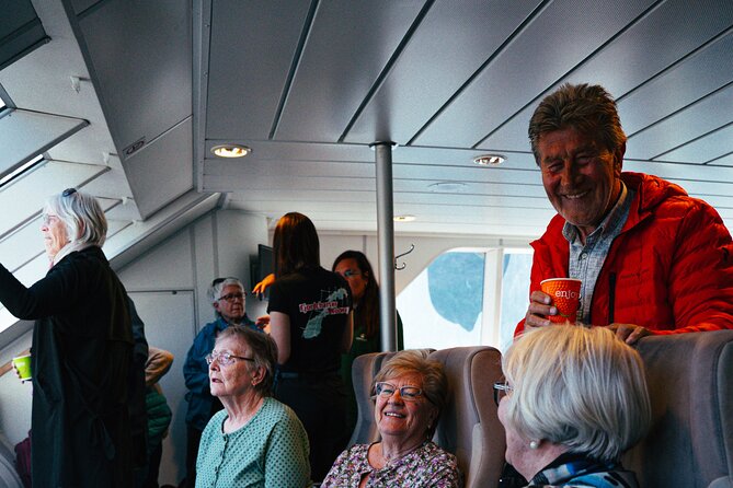 Bergen: Mostraumen Fjord Cruise with Local Guide - Listening to the guide in real time: English commentary that fits the scenery