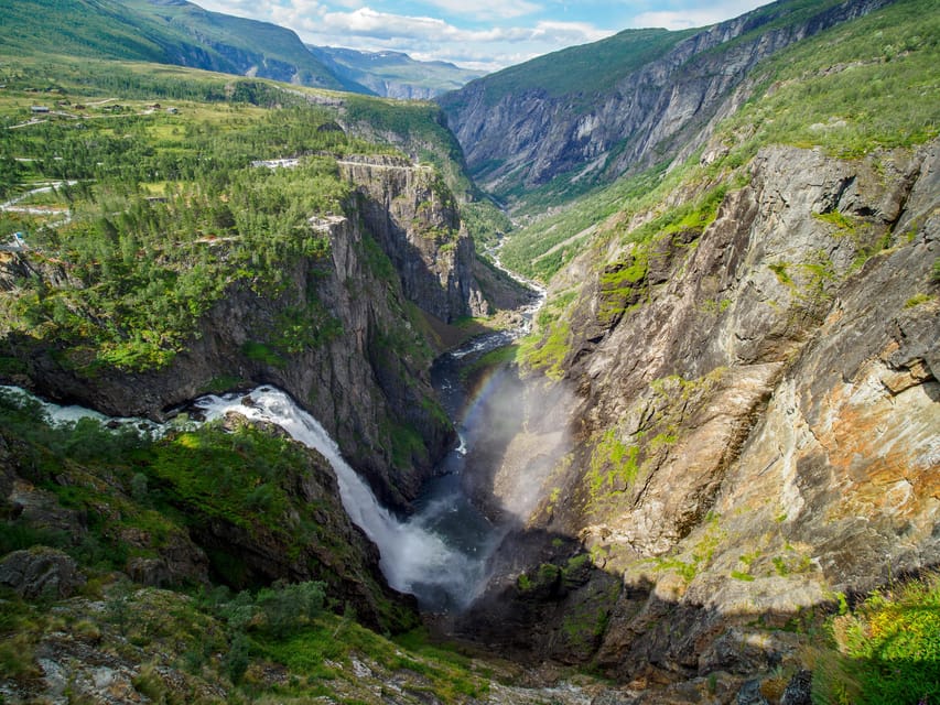 Bergen: Private Waterfalls and Wonders of Fjord Norway - Eidfjord time: fjord village break, lunch options, and breathing room
