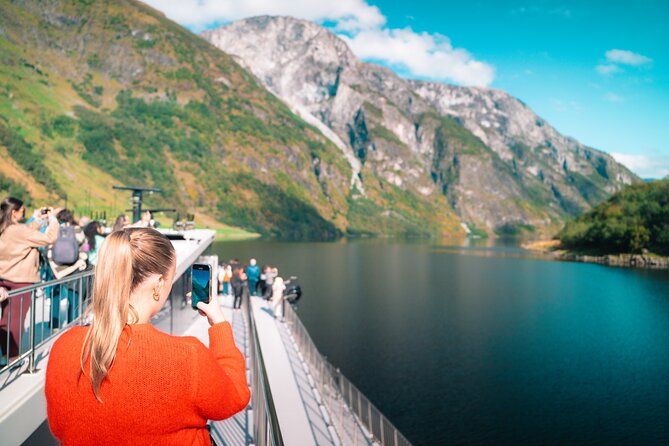 Bergen: UNESCO Fjord Cruise, Flåm & Stegastein - Incl. Lunch - Bergen departure and the bus day: long road, smart rhythm