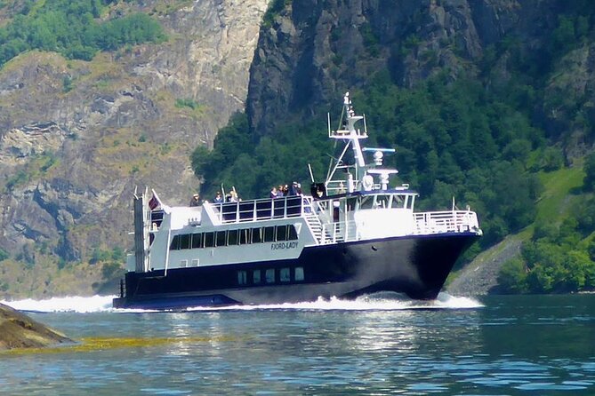 Cidery Day Tour with a Fjord Cruise from Bergen - The Cider House in Balestrand: organic fruit to five tastings