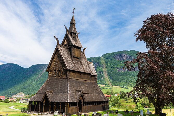 Cidery Day Tour with a Fjord Cruise from Bergen - Tvindefossen waterfall: up close in 15 minutes