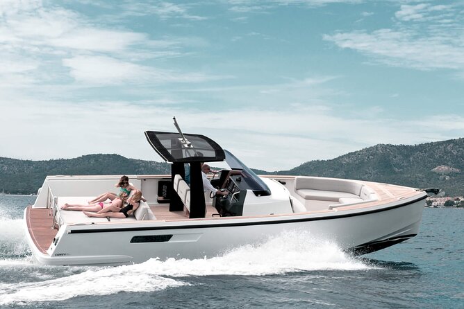 Deluxe Private Boats - 36 ft Fjord - Cozumel’s Private-Boat Style: What You’re Really Buying