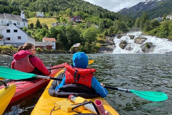 Fjord paddle in Hellesylt - Half Day Kayaking Tour - Key Highlights to Look For