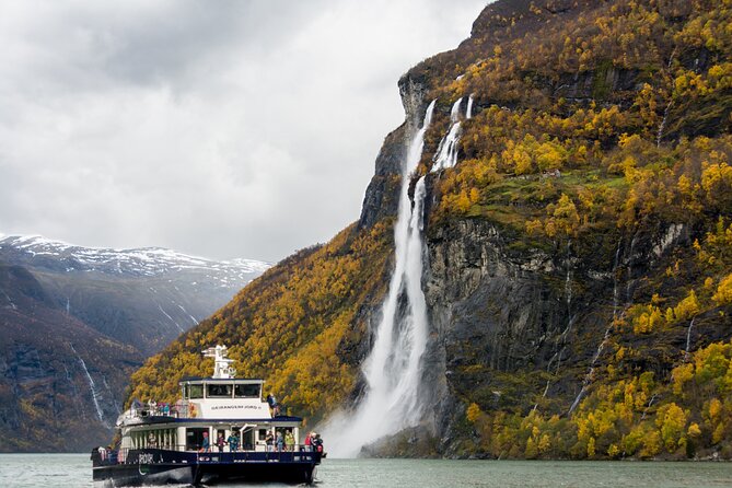 Fjord Sightseeing Tour by Boat in Geiranger - Skageflå abandoned farm: where the cliffs start telling human stories