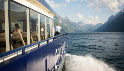 From Ålesund: Round Trip Fjord Cruise to Geirangerfjord - Finding Skansekaia: Starting Smoothly in Ålesund