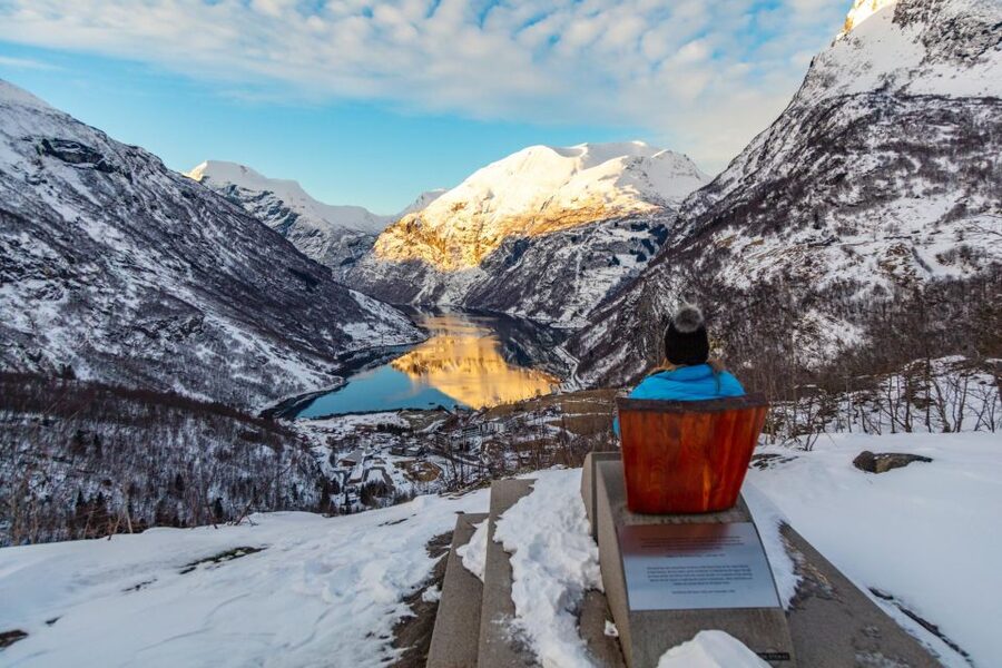 From Ålesund: Winter Fjord Cruise to Geirangerfjord - Fjord Ranger Lectures in English and German That Explain the Fjord for Real