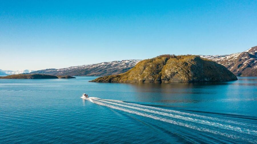 From Alta: Adventure Cruise in Alta Fjord - Fiskerihavna start: the two blue containers and your first 15 minutes