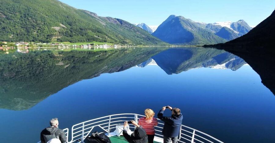 From Balestrand: Fjord Cruise to Fjærland- Round trip - Why This Balestrand–Fjærland Fjord Cruise Works