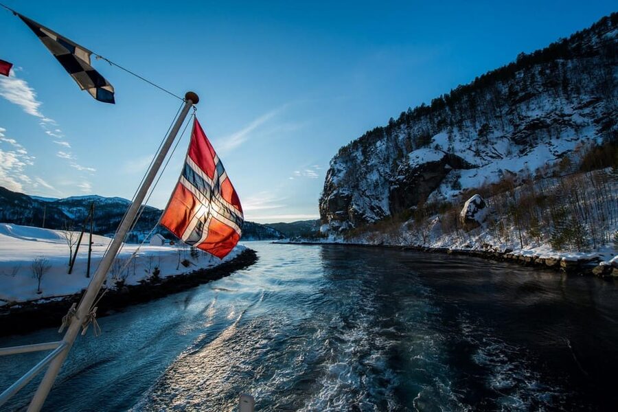 From Bergen: The Original Fjord Cruise to Mostraumen - Mostraumen strait: narrow water, powerful currents, and eagle chances