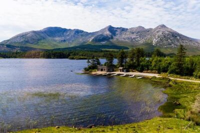From Dublin: Kylemore Abbey, Connemara, Killary Fjord & Galway - From Molly Malone to Oughterard: what the drive gets you