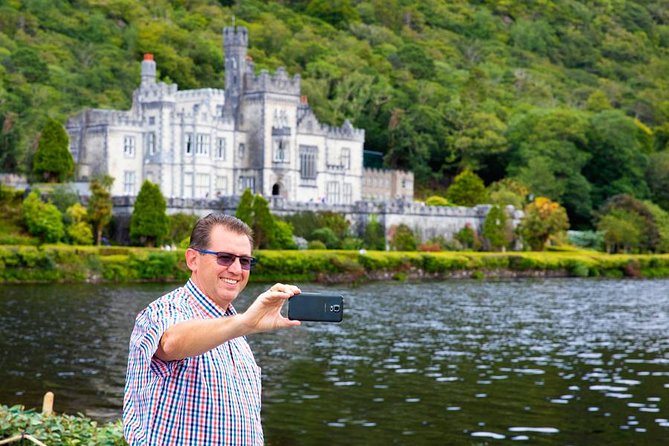 From Dublin: Kylemore Abbey, Connemara, Killary Fjord & Galway - Galway City’s Latin Quarter: free time that can be worth it