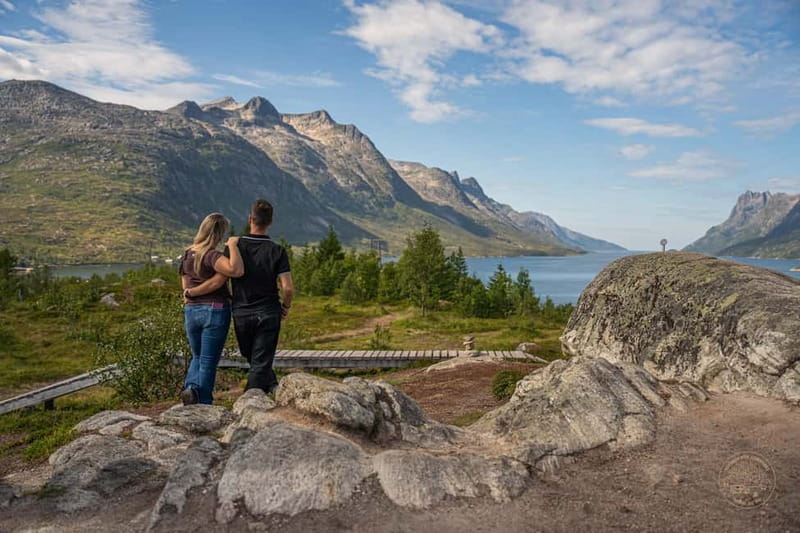 From Tromsø: Arctic Roadtrip: fjords tour with scenic picnic - Why the picnic stop is more than a snack