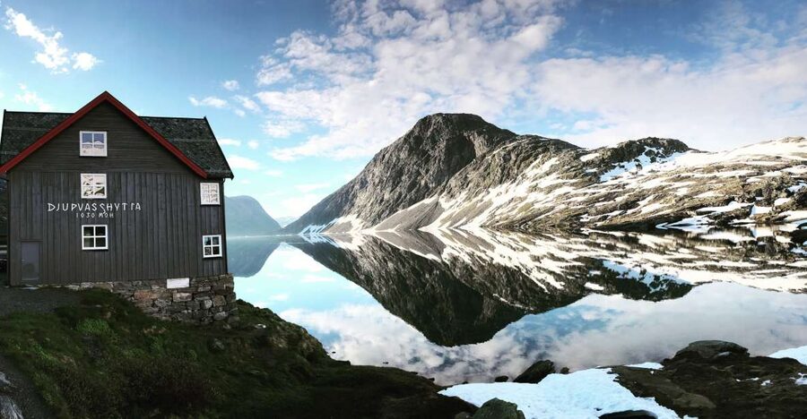 Geiranger: Dalsnibba, Flydalsjuvet, Eagle Bend & Fjords Tour - A 3.5-hour highlights loop that works on cruise time