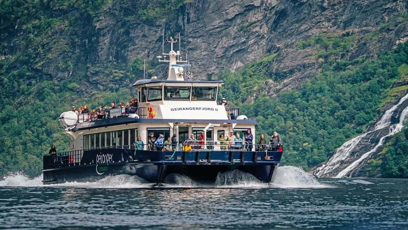 Geiranger: Fjord and Waterfalls Sightseeing Boat Trip - Boarding at Geiranger Harbor: finding the Hurtig pier without stress