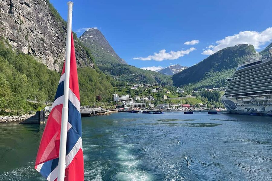 Geiranger Fjord Tour from Geiranger (with stop in Hellesylt) - Why Geiranger Fjord by Boat Works So Well