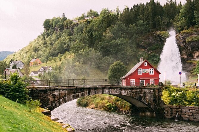 Guided tour to Hardanger Fjord, Waterfalls and Ferry Crossing - Key points before you go