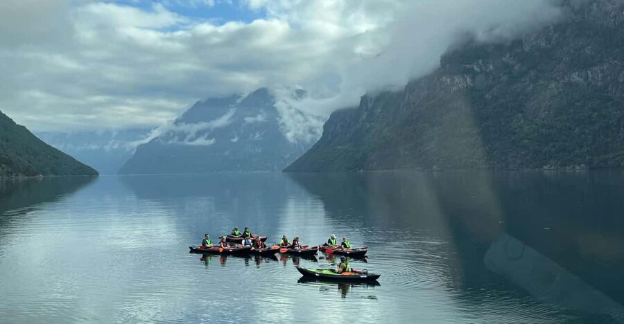 Hellesylt: Beginner-Friendly Fjord Kayaking Experience - Key Things That Make This Hellesylt Kayak Trip Worth It