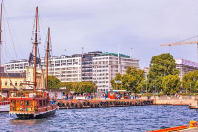 Oslo: Fjord Mini Cruise by Wooden Sailing Ship - Getting to Rådhusbrygge 3: City Hall Pier 3, easy to spot