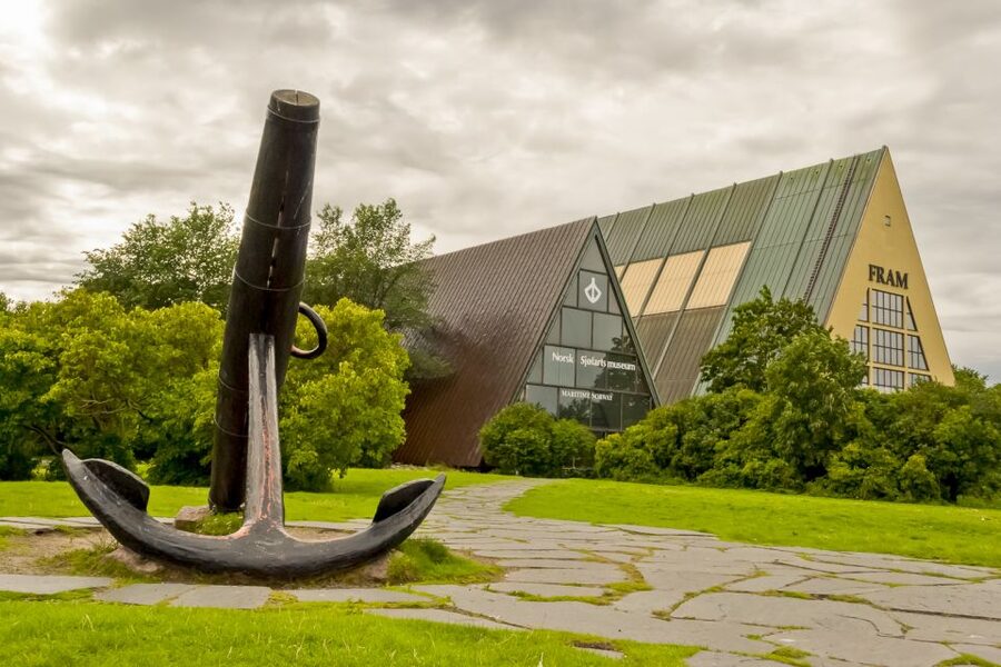 Oslo: Grand City Sightseeing Tour by Bus with Fjord Cruise - Should you book this tour?