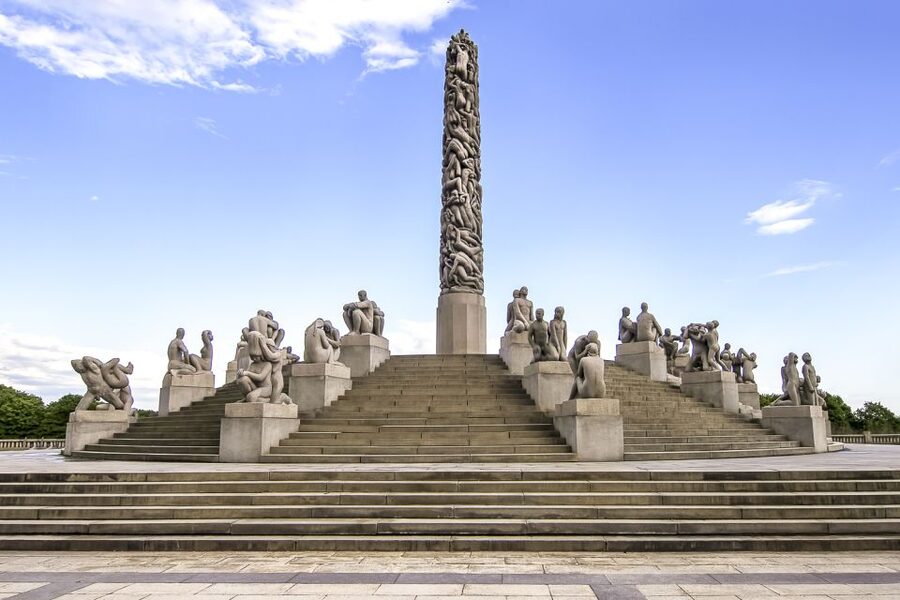 Oslo: Grand City Sightseeing Tour by Bus with Fjord Cruise - Who this Oslo highlights tour is best for