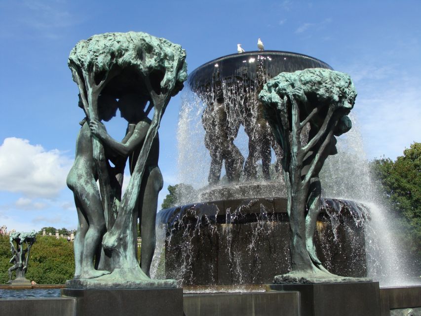 Oslo: Guided Oslo Highlights Tour by bus & Oslofjord cruise - Key highlights worth your time