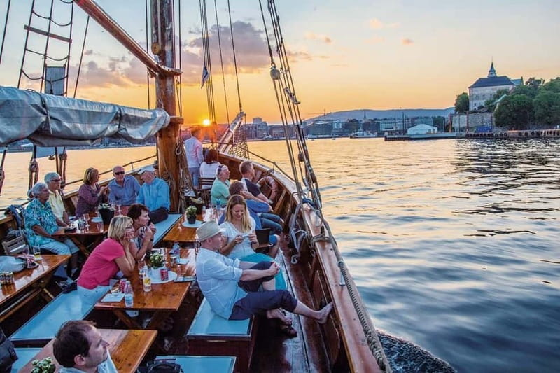 Oslo: Oslo Fjord Sightseeing Cruise by Sailing Ship - The 2-hour route: islands, lighthouses, and Oslo from the water