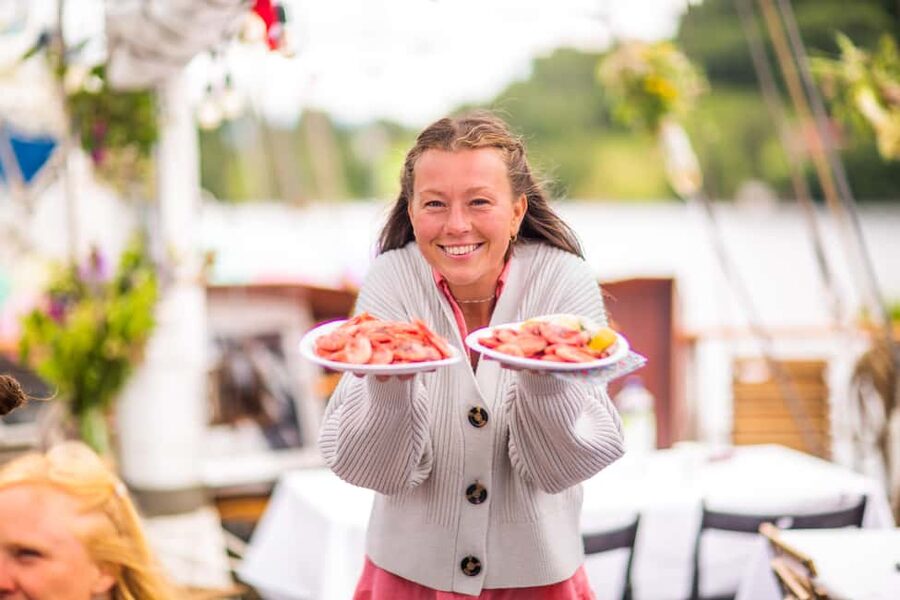 Oslo: Oslofjord Fjord-Style Dinner Cruise - Where You Start: Akershusstranda 11 and the Skur 33 Pier