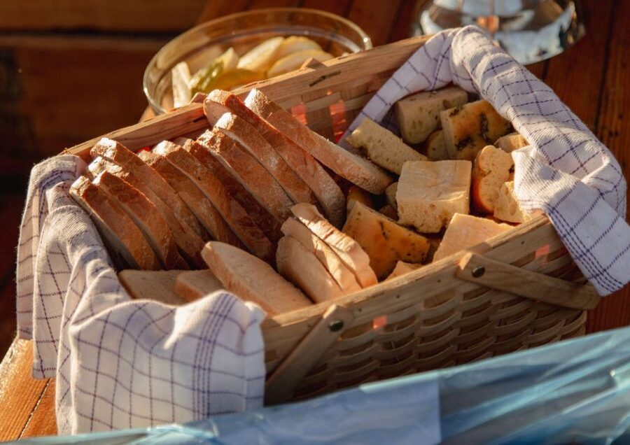 Oslo: Oslofjord Fjord-Style Dinner Cruise - Seating Comfort Tips: How to Stay Warm and Enjoy the View
