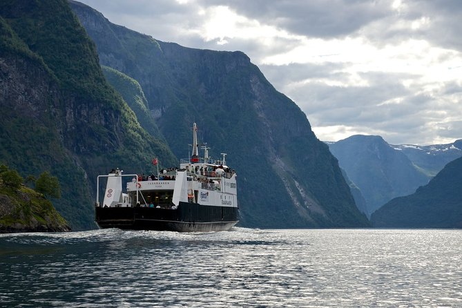 Oslo To Bergen Self-Guided Full Day Trip with Flåm Railway And Fjord Cruise - Myrdal to Flåm: The Flåm Railway Is the Engineering Moment