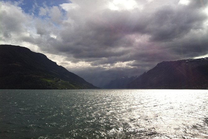 PRIVATE GUIDED TOUR: Queen of the Fjords - tour from Bergen, 6 hours - Waterfalls on foot: Fossen Bratte and Steinsdalsfossen