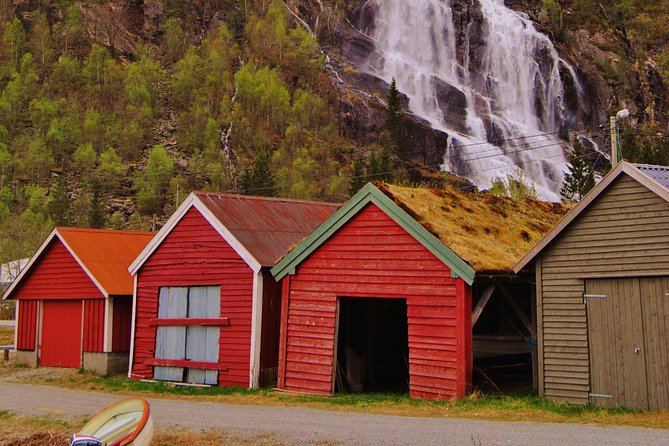 PRIVATE GUIDED TOUR: Secrets of the Fjords - the Osterfjord and Mo, 6-7 hours - Why the Osterfjord and Mo feel more real than the average day trip
