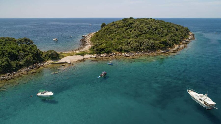 Rovinj: Lim Fjord & Rovinj islands Speedboat Tour - Rovinj Old Town and the Church of St. Euphemia: the fast scenic warm-up