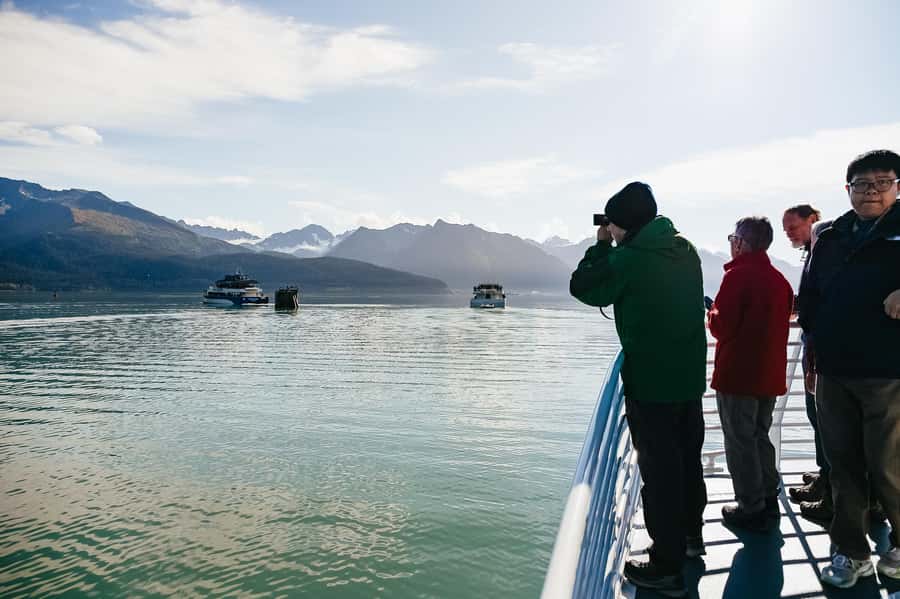 Seward: Kenai Fjords National Park Catamaran Cruise w/Lunch - Lunch onboard: deli-style sandwich, coffee, and local beer options