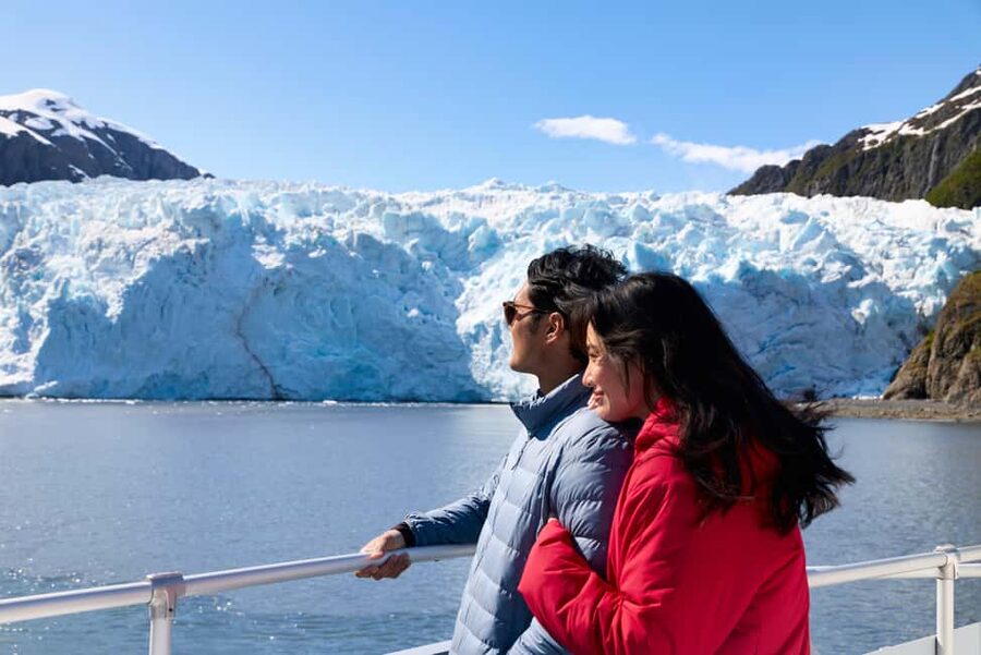 Seward: Kenai Fjords National Park Glacier & Wildlife Cruise - Kenai Fjords in 6 hours: the highlights that make this tour worth it