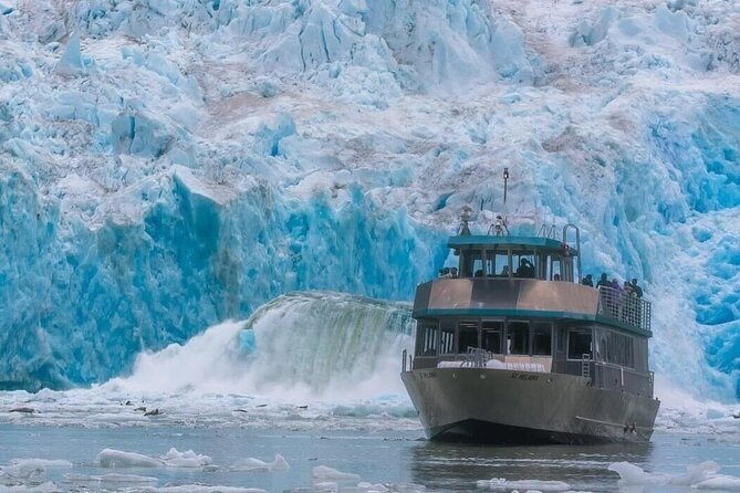 Tracy Arm Fjord and Glacier Explorer from Juneau - The main event: 3 hours in Tracy Arm Fjord