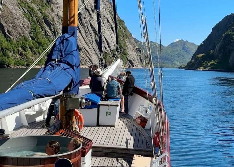 Tromsø: Luxury Summer Fjord Cruise with Lunch & Hot Tub - Who this Tromsø fjord cruise is best for